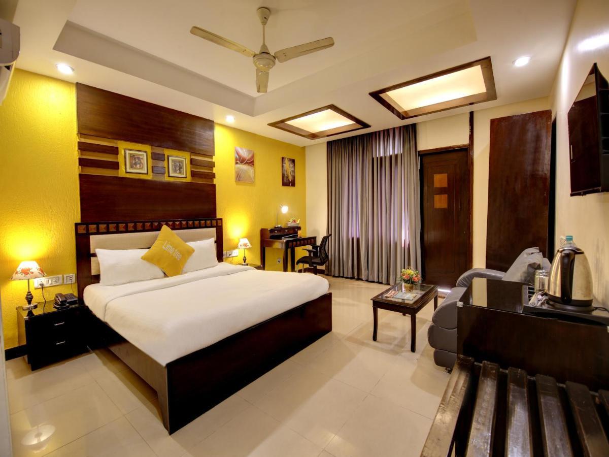 Lime Stays B&B Gk-2 At Greater Kailash Metro South Delhi Nearby Saket Select City นิวเดลี ภายนอก รูปภาพ